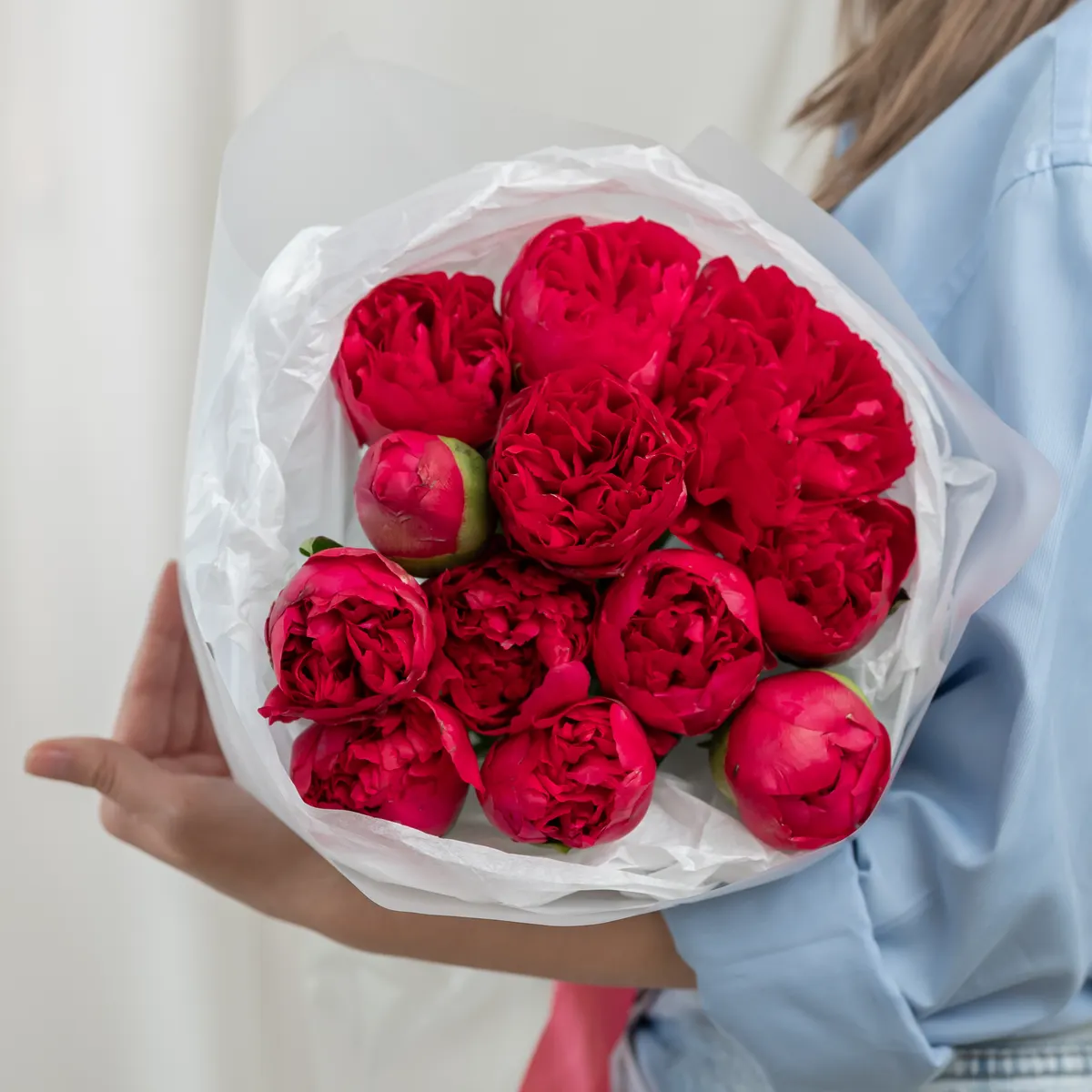 11 пионов ярких, ракурс 1 из 7