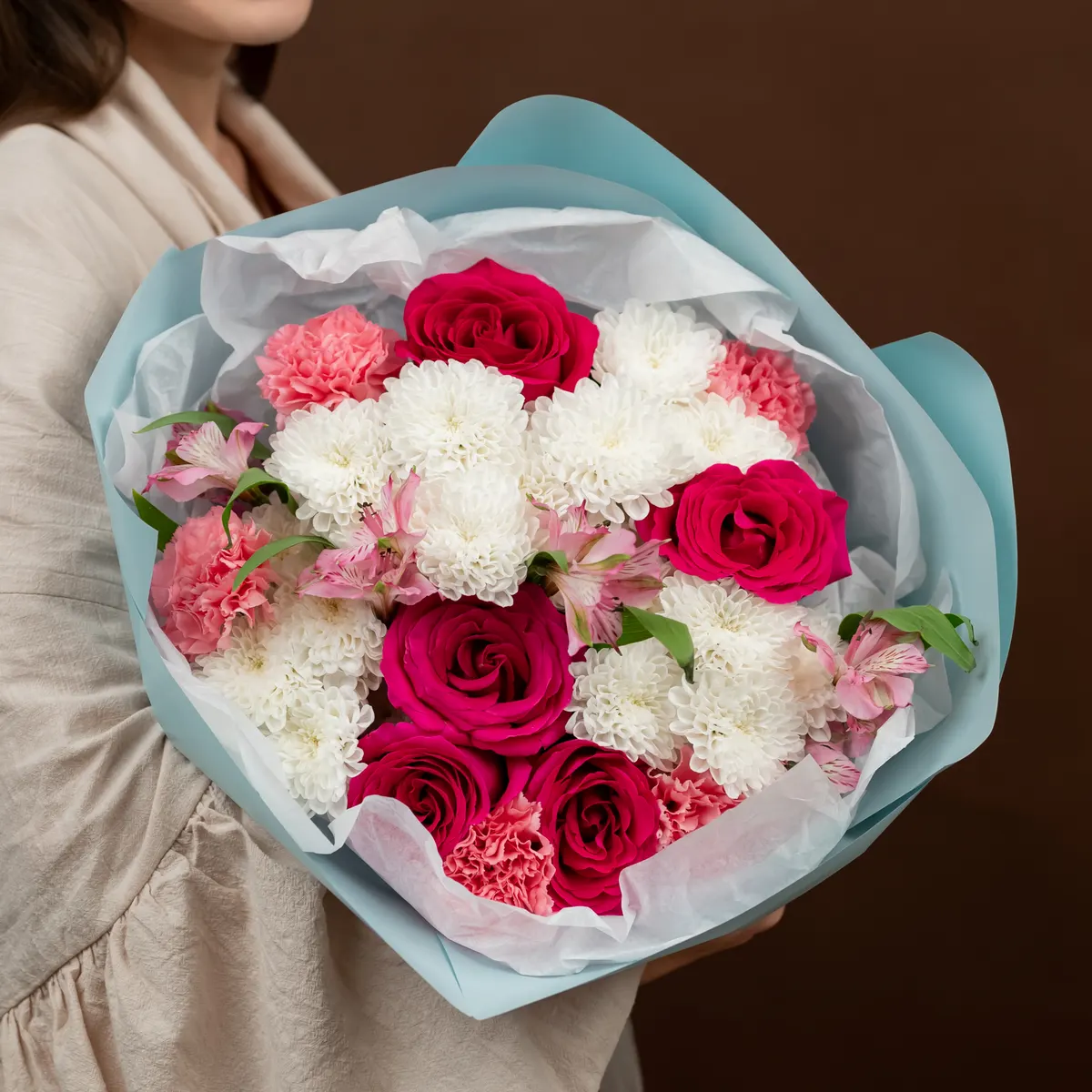 Сборный букет яркий, ракурс 1 из 7